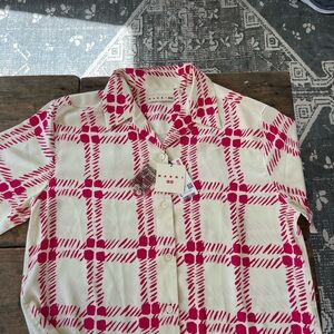 Uniqlo MARNI Women’s pink short sleeve shirt size large NWT